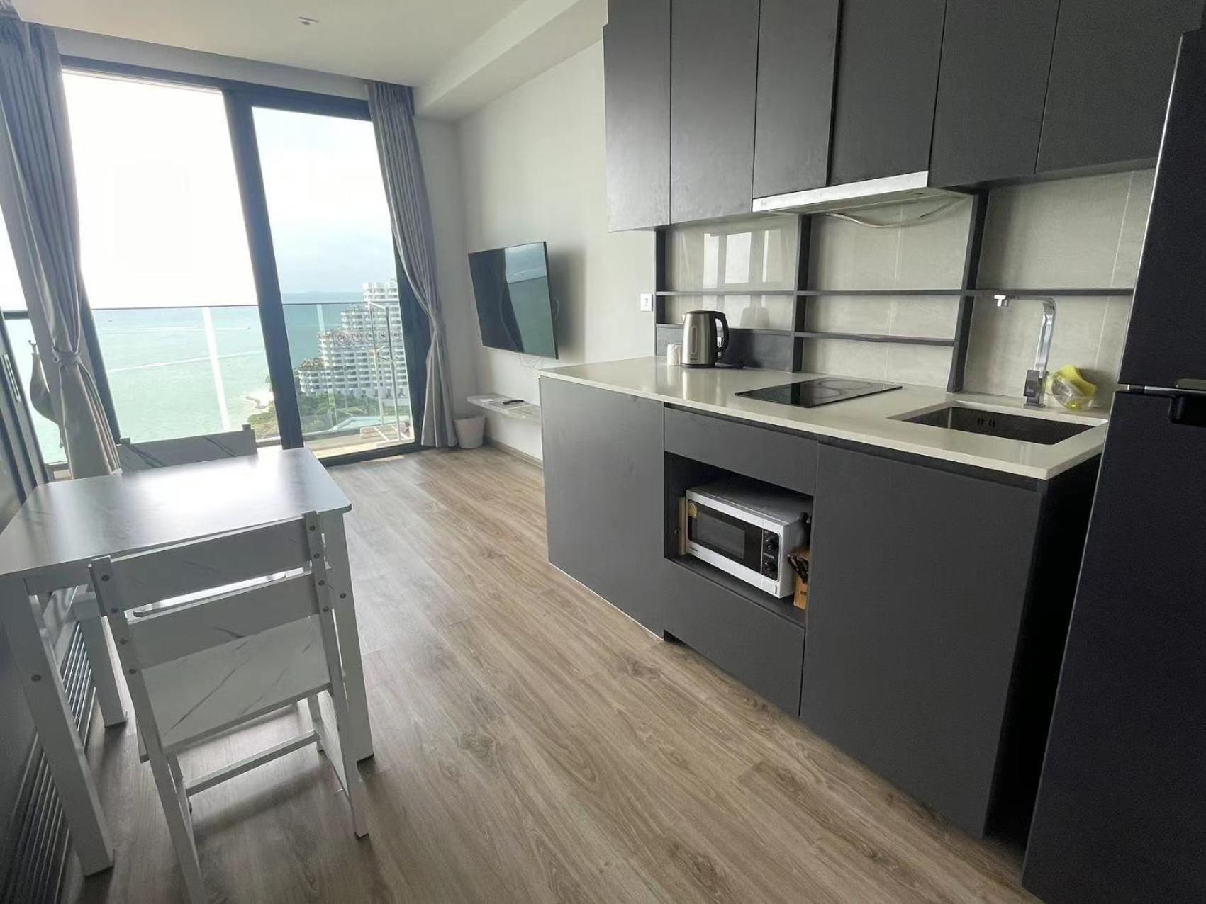 Andromeda Seaview Condo Near Beach Pattaya Room photo